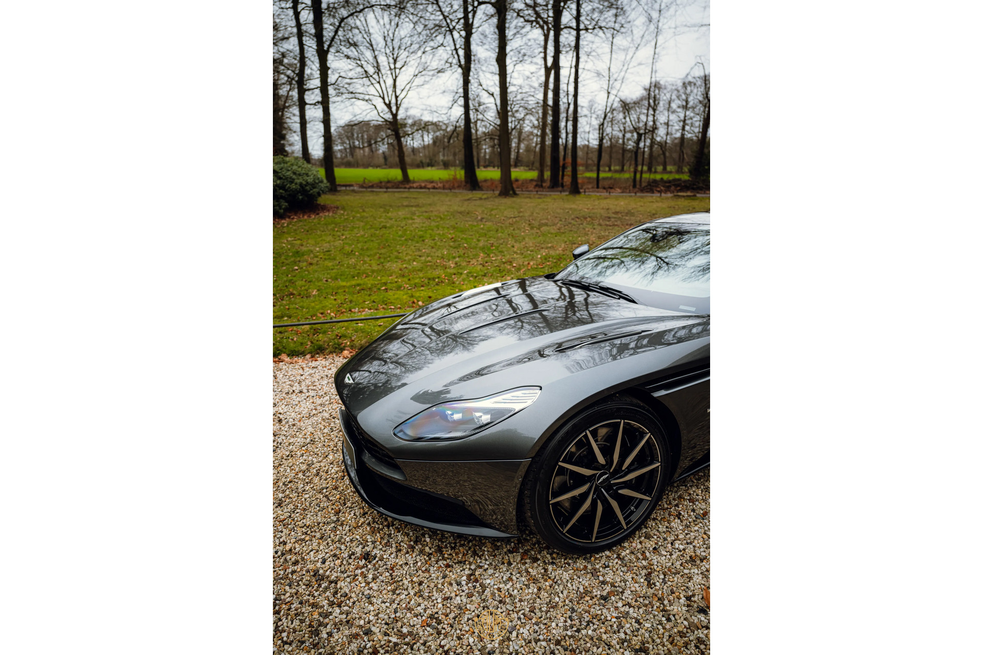Aston Martin DB11 5.2 V12 2017  21