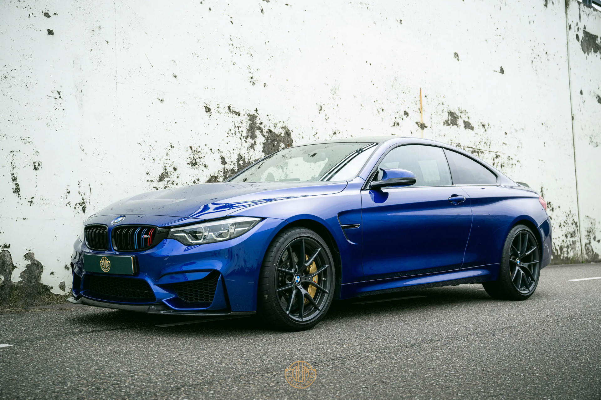 BMW 4 Serie Coupé M4 CS 2017 San marino blau metallic 3