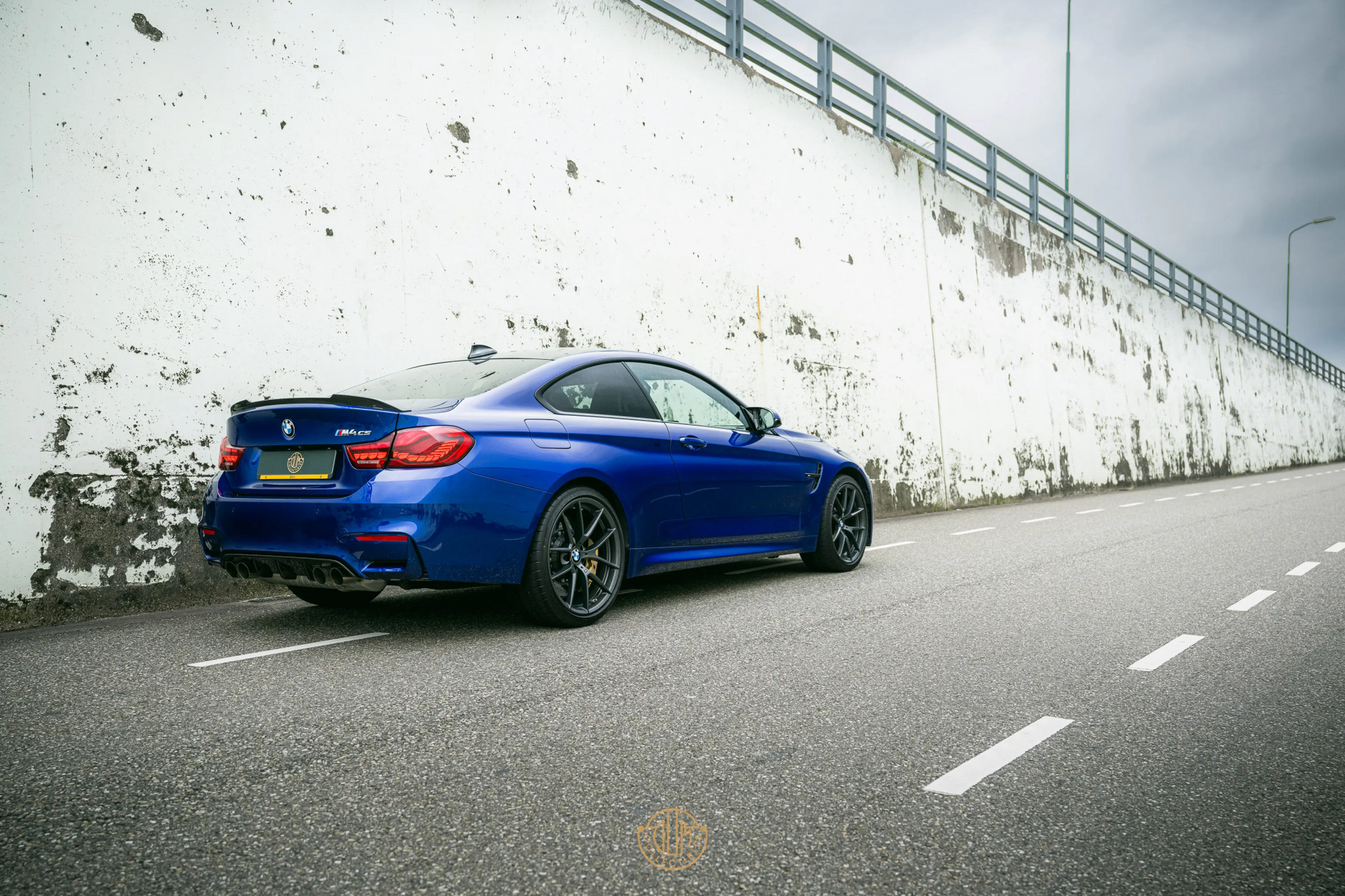 BMW 4 Serie Coupé M4 CS 2017 San marino blau metallic 4