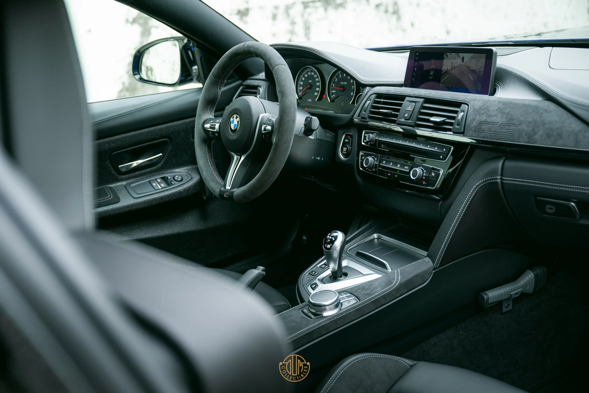 BMW 4 Serie Coupé M4 CS 2017 San marino blau metallic 9