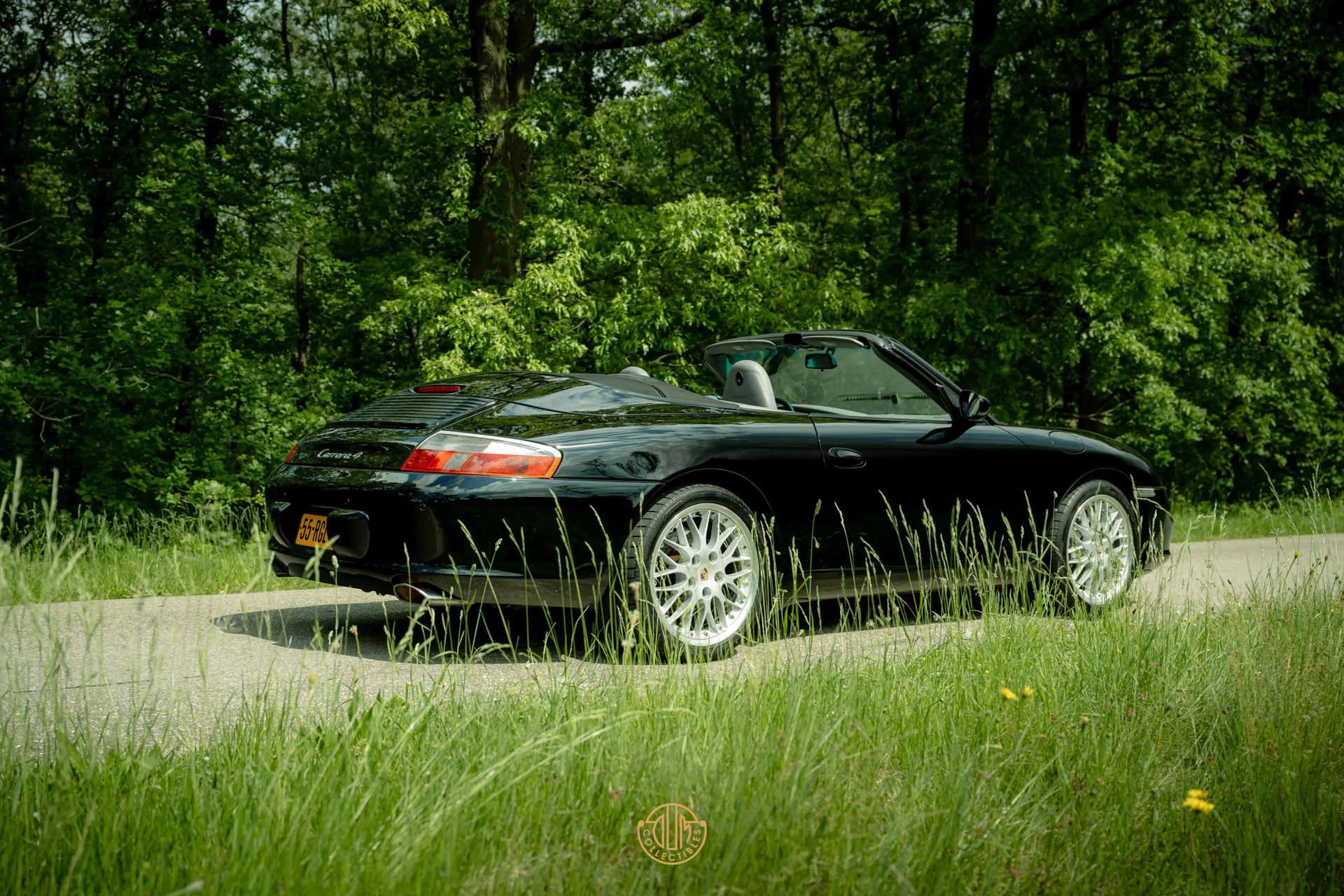 Porsche 911 Cabrio 3.6 Carrera 4 - Hardtop included 2002  3