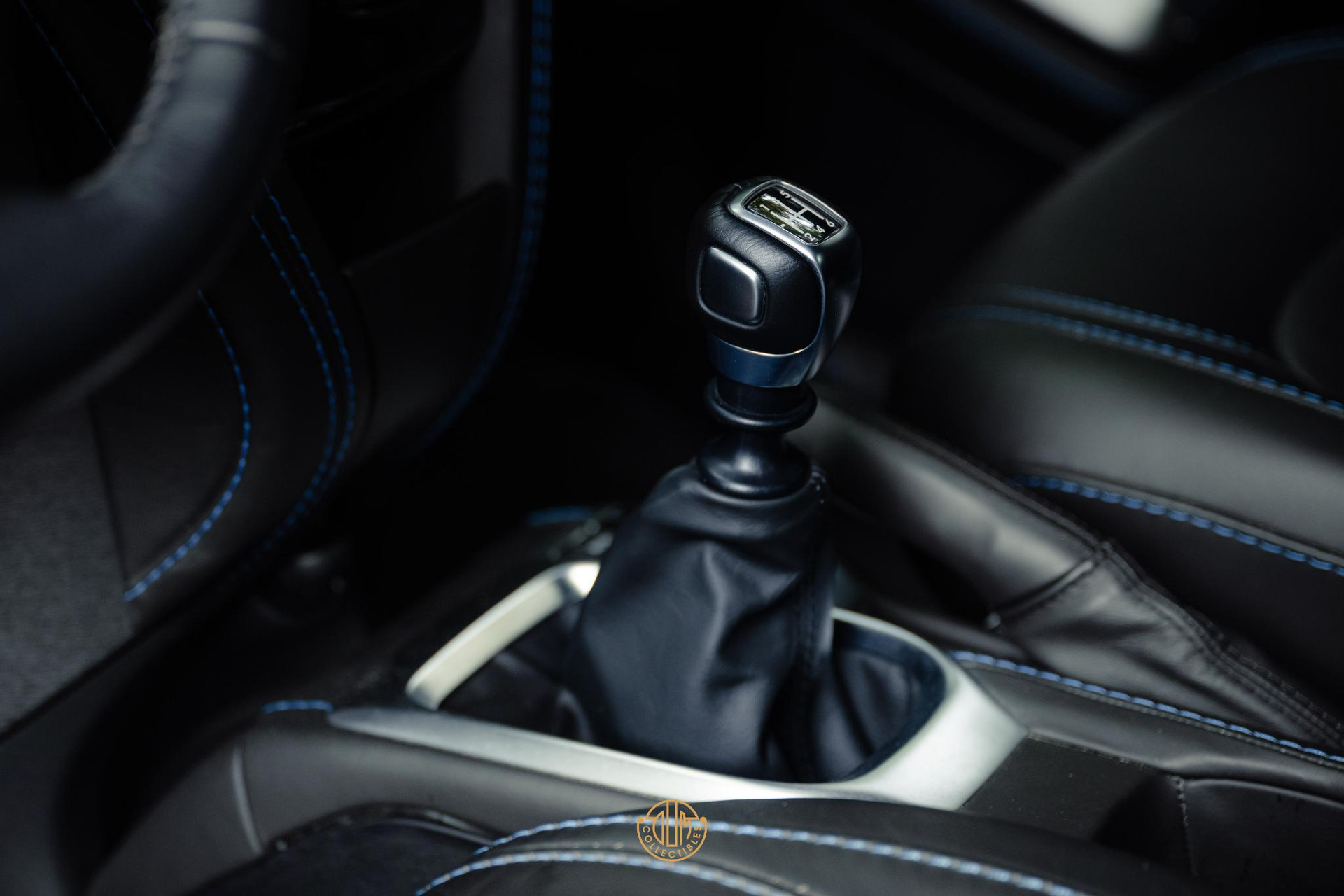 Aston Martin Cygnet Q special - Skyfox Silver 2013  33