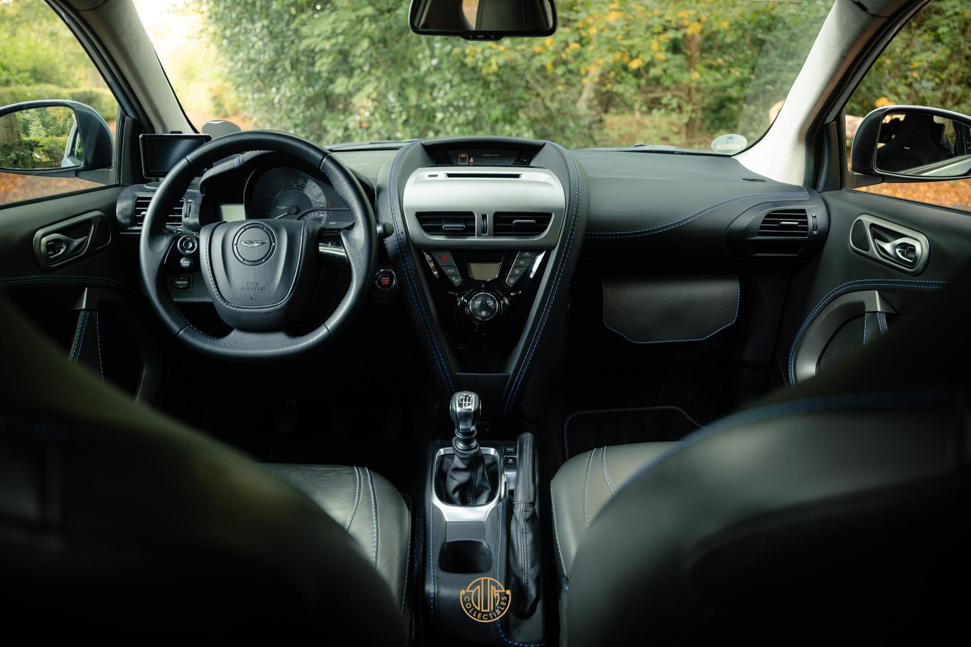 Aston Martin Cygnet Q special - Skyfox Silver 2013  41