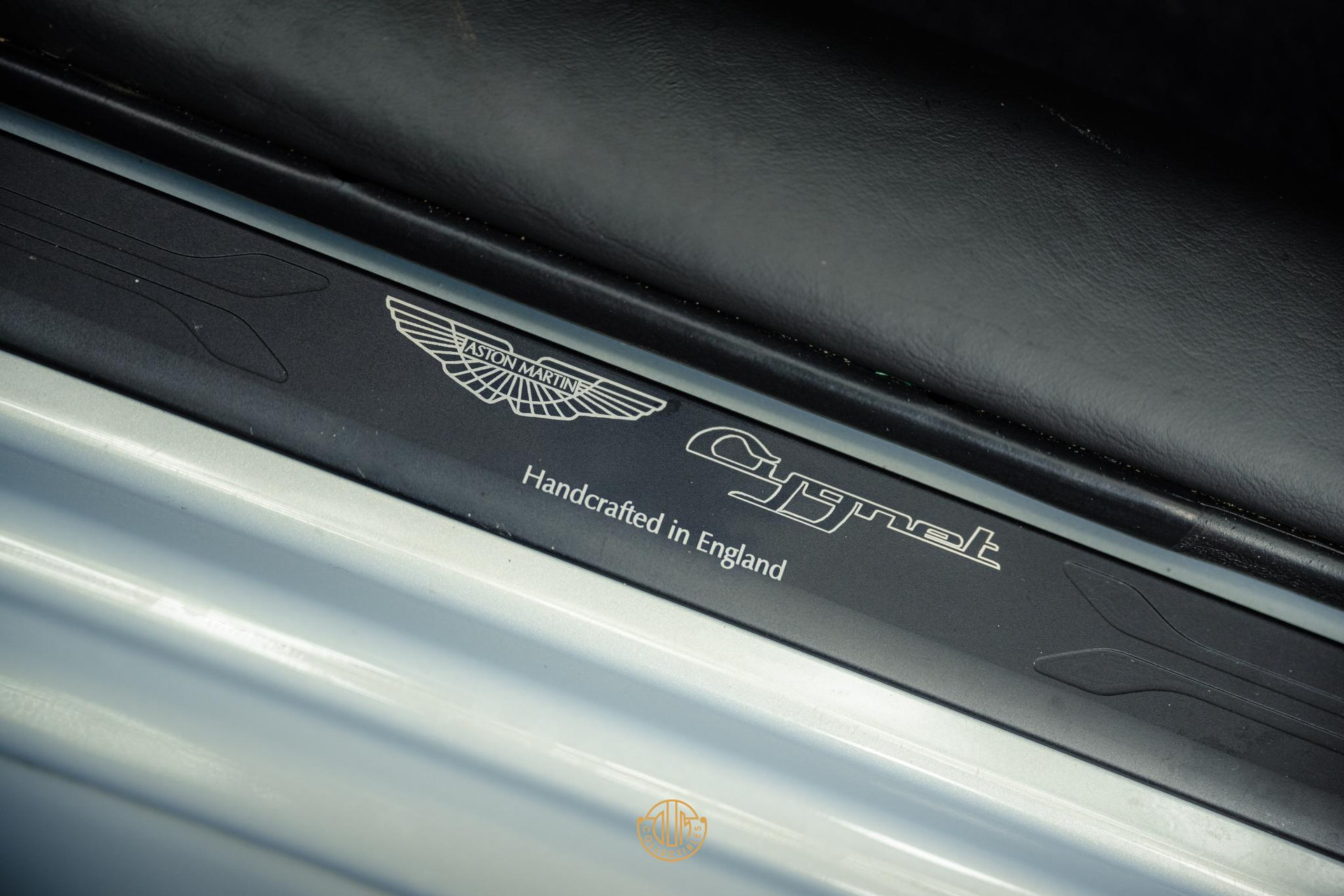 Aston Martin Cygnet Q special - Skyfox Silver 2013  9