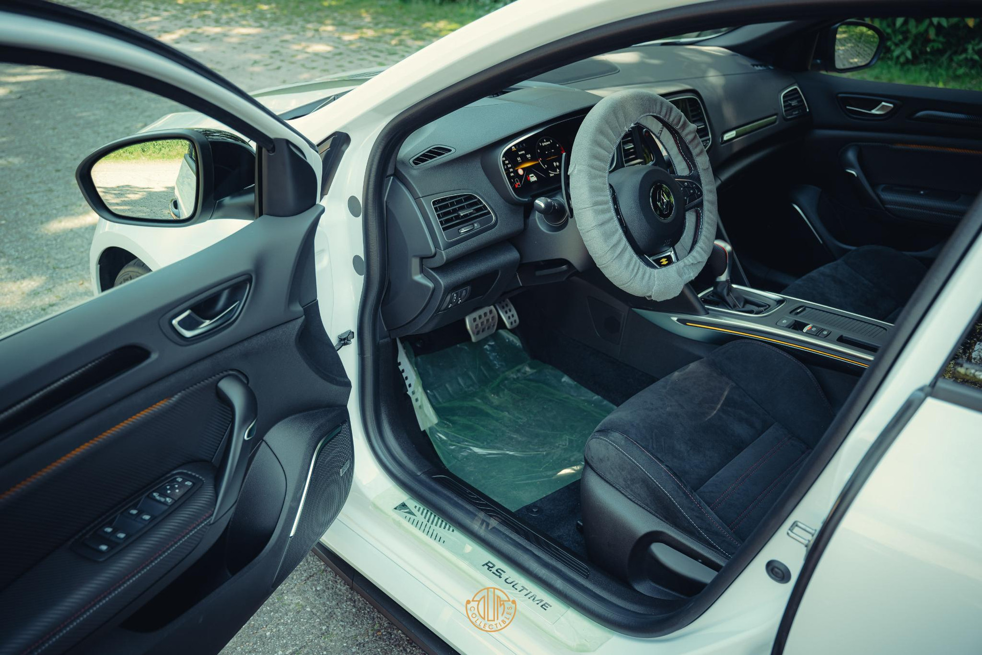 Renault Mégane Megane RS Ultimate 2023 Pearl White 63