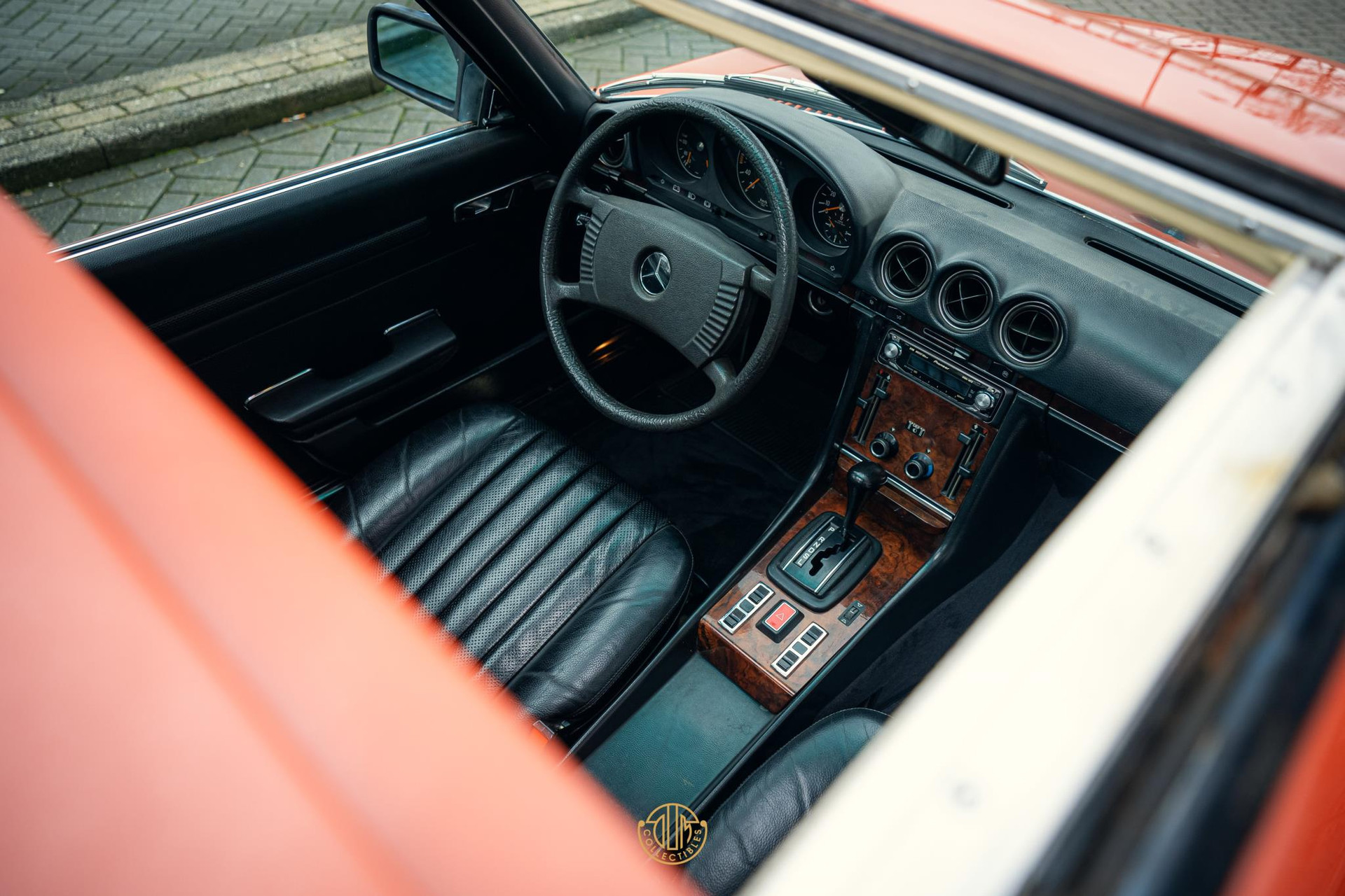Mercedes-Benz SL-Klasse 280 SLC coupé 1978 Nassau Oranje 41