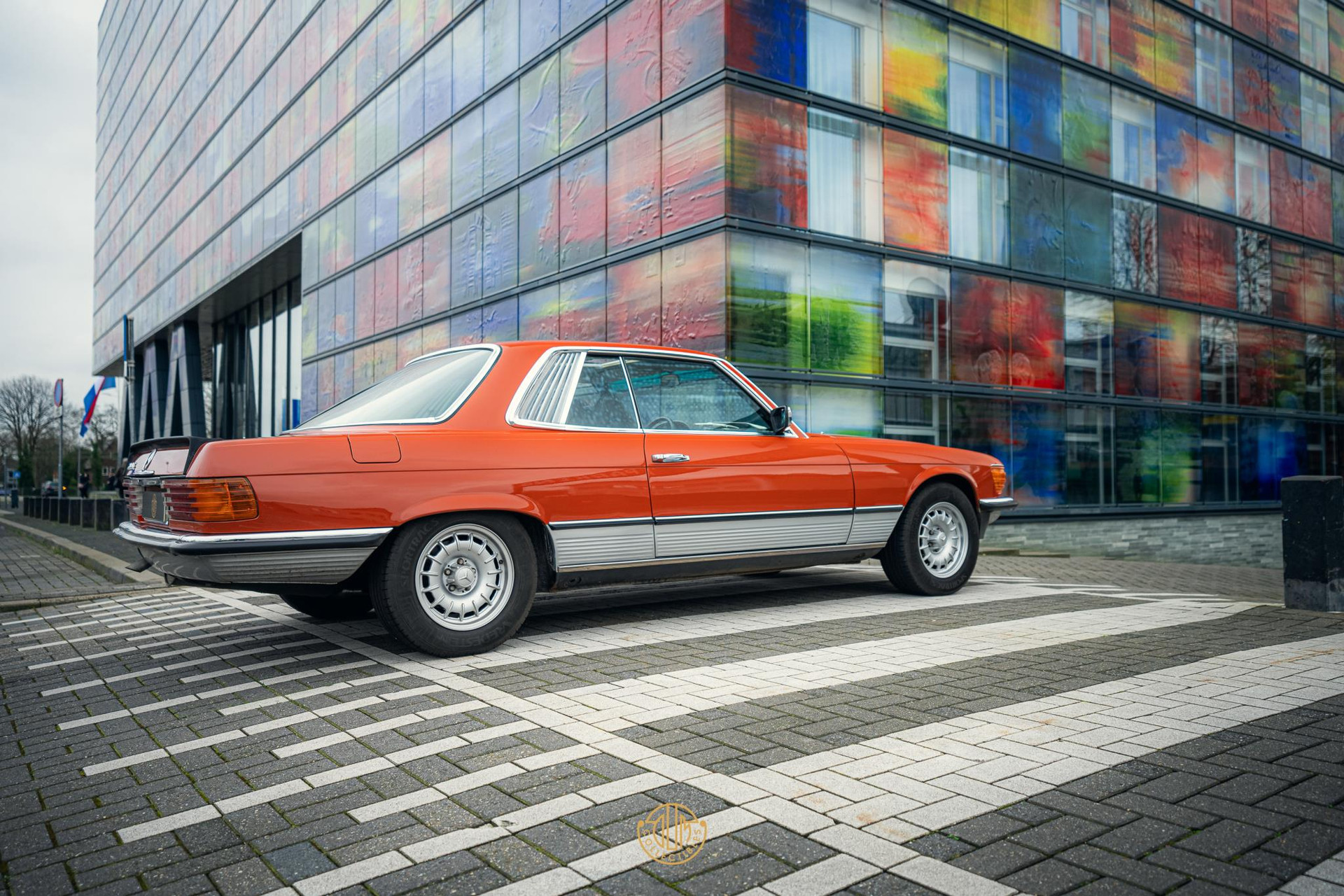 Mercedes-Benz SL-Klasse 280 SLC coupé 1978 Nassau Oranje 5