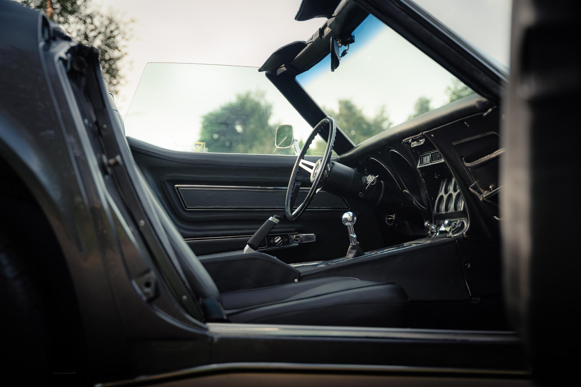 Chevrolet Corvette C3 L82 1974 Gunmetal Grey 16