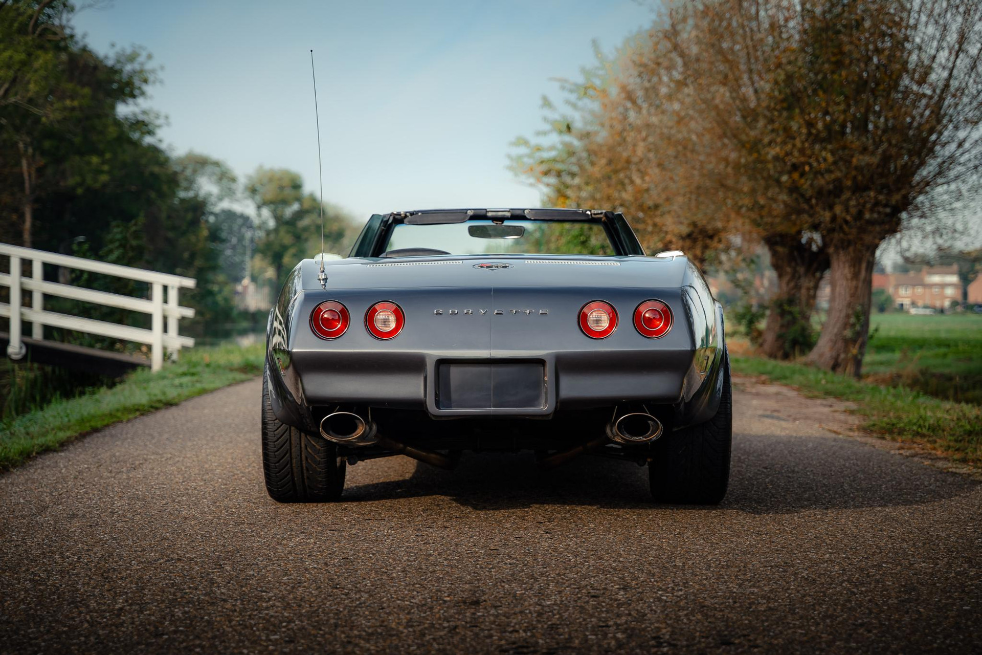 Chevrolet Corvette C3 L82 1974 Gunmetal Grey 37
