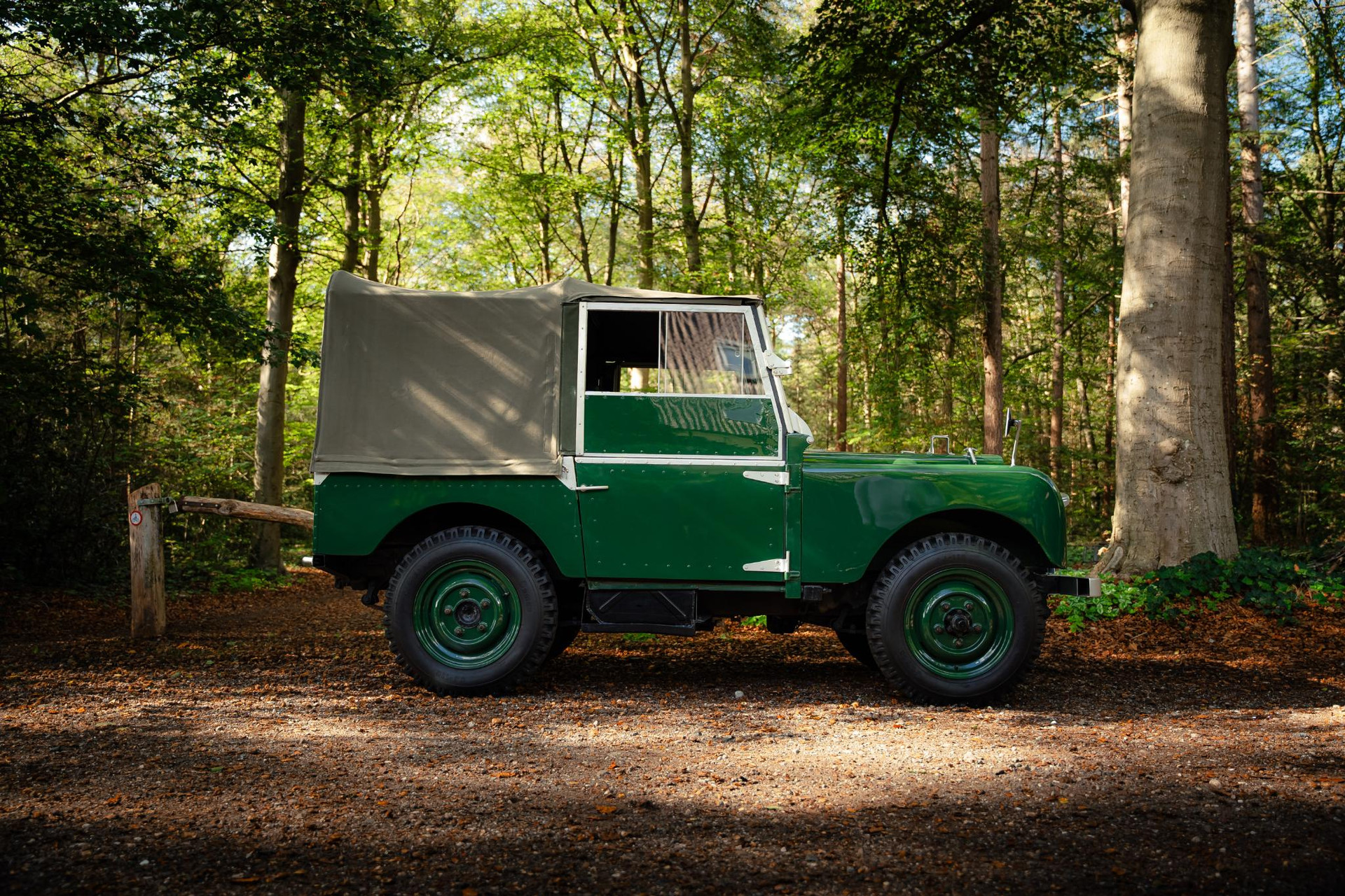 Land Rover  Series 1 1951  3