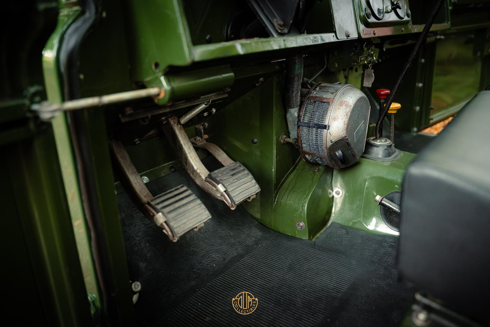 Land Rover  Series II 2.25 Petrol Fully Restored 1962 Deep Bronze Green 53