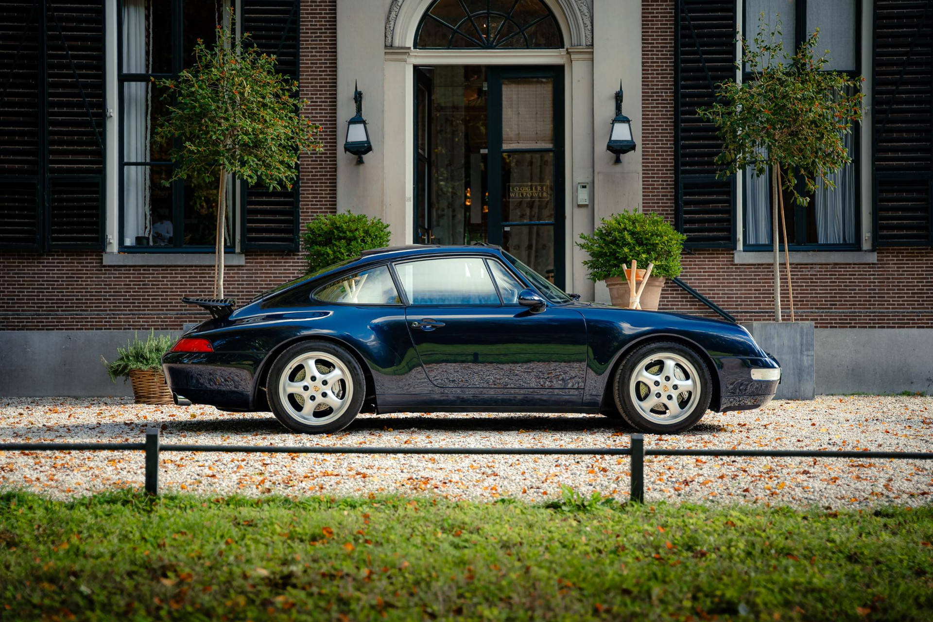 Porsche 911 3.6 Carrera 4 Coupé 1995 Nachtblau Metallic 6